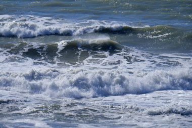 İtalya, Sicilya, Akdeniz, dalgalı deniz dalgaları