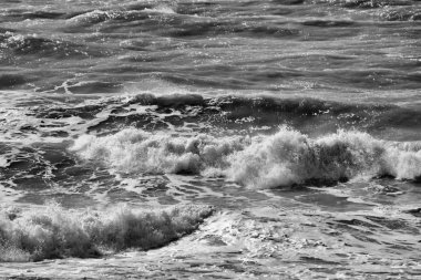 İtalya, Sicilya, Akdeniz, dalgalı deniz dalgaları