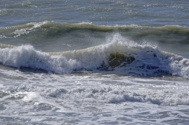 İtalya, Sicilya, Akdeniz, dalgalı deniz dalgaları