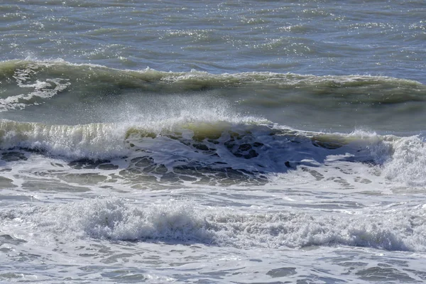 Itália Sicília Mar Mediterrâneo Ondas Mar Ásperas — Fotografia de Stock