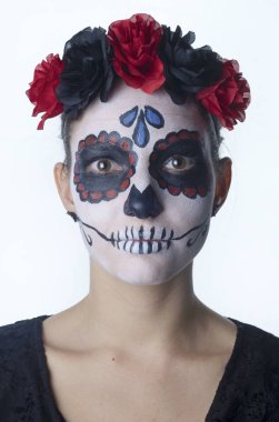 Stüdyo portresini Cadılar Bayramı ile bir kızın yüzü