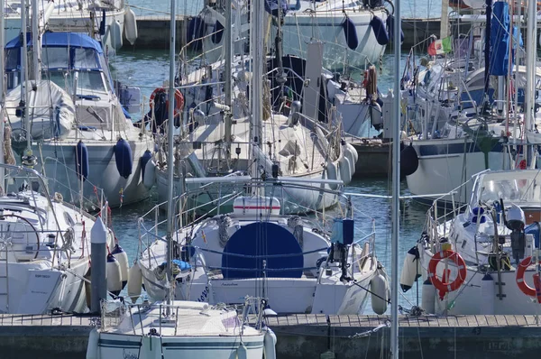 Italien Sicilien Medelhavet Marina Ragusa Oktober 2018 Segelbåtar Hamnen Ledare — Stockfoto