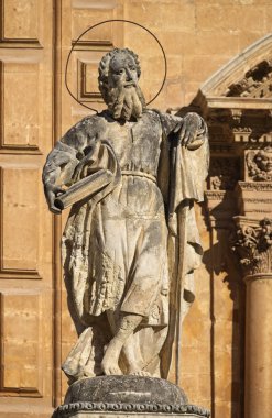 İtalya, Sicilya, Modica (Ragusa eyaletinde), St. Peter's Cathedral Barok cephesi ve dini heykel (18. yüzyıl a.C.)