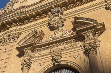 İtalya, Sicilya, Modica (Ragusa eyaletinde), St. Peter's Cathedral Barok cephesi (18. yüzyıl a.C.)