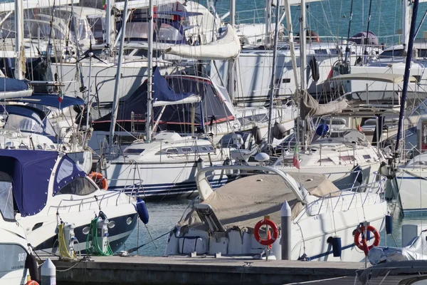 Italien Sizilien Mittelmeer Marina Ragusa November 2018 Luxusyachten Hafen Leitartikel — Stockfoto