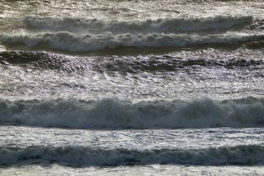 İtalya, Sicilya, Akdeniz, dalgalı deniz dalgaları