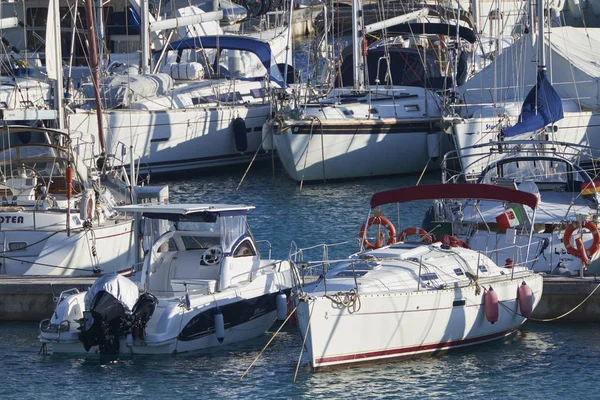 Italië Sicilië Middellandse Zee Marina Ragusa December 2018 Motorboten Luxe — Stockfoto