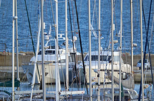 Talya Sicilya Akdeniz Marina Ragusa Aralık 2018 Lüks Yatlar Port — Stok fotoğraf