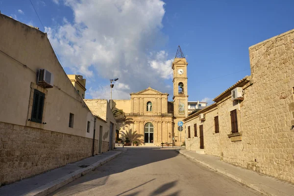 Italia Sicilia Donnalucata Provincia Ragusa Vista Fachada Barroca Iglesia — Foto de Stock
