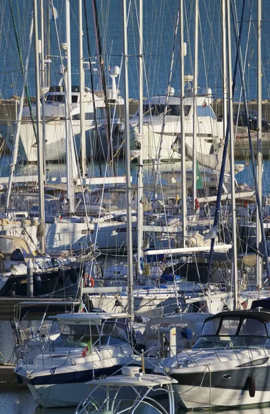 Italia Sicilia Mar Mediterráneo Marina Ragusa Diciembre 2018 Yates Lujo —  Fotos de Stock