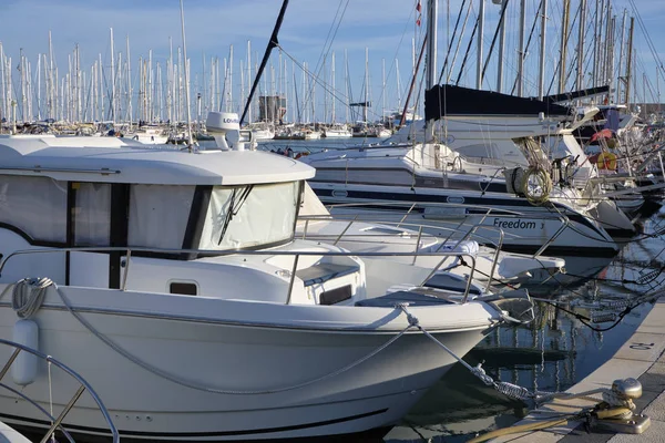 Italia Sicilia Mar Mediterráneo Marina Ragusa Diciembre 2018 Barcos Motor —  Fotos de Stock