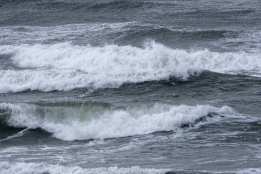 İtalya, Sicilya Kanalı, kışın sert Akdeniz