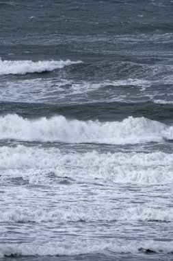 İtalya, Sicilya Kanalı, kışın sert Akdeniz