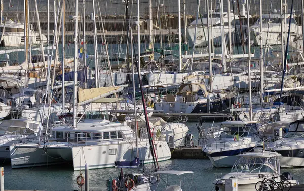 Włochy Sycylia Morze Śródziemne Marina Ragusa Stycznia 2019 Luksusowe Jachty — Zdjęcie stockowe