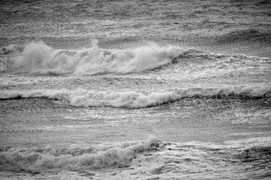 İtalya, Sicilya Kanalı, kışın sert Akdeniz