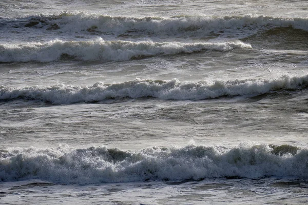 İtalya, Sicilya Kanalı, kışın sert Akdeniz