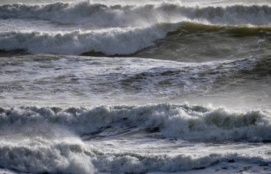 İtalya, Sicilya Kanalı, kışın sert Akdeniz
