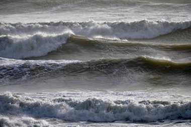 İtalya, Sicilya Kanalı, kışın sert Akdeniz