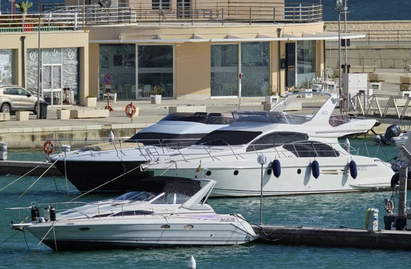 Italien Sizilien Mittelmeer Marina Ragusa Januar 2019 Luxusyachten Hafen Leitartikel — Stockfoto