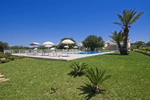 Italia Sicilia Santacroce Camerina Ragusa Campagna Giardino Piscina — Foto Stock