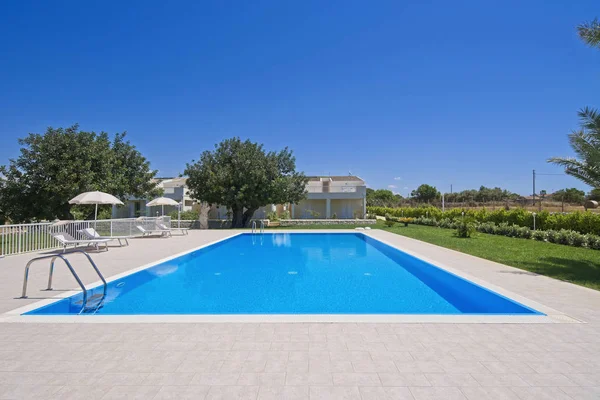 Italia Sicilia Santacroce Camerina Provincia Ragusa Campo Casa Jardín Piscina — Foto de Stock