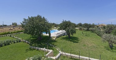 İtalya, Sicilya, Santacroce Camerina (Ragusa eyaletinde), kırsal, Saray Bahçe ve yüzme havuzu