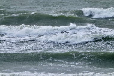 İtalya, Sicilya Kanalı, kışın sert Akdeniz
