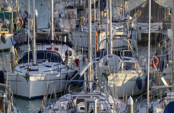 Italien Sizilien Mittelmeer Marina Ragusa Januar 2019 Segelboote Hafen Leitartikel — Stockfoto