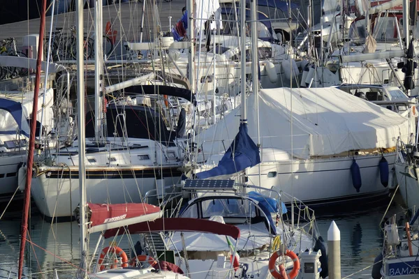 Italien Sicilien Medelhavet Marina Ragusa Februari 2019 Segelbåtar Hamnen Ledare — Stockfoto