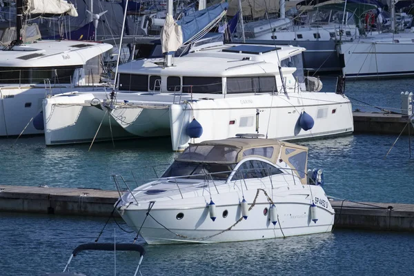 Italien Sizilien Mittelmeer Marina Ragusa Februar 2019 Luxusyachten Hafen Leitartikel — Stockfoto