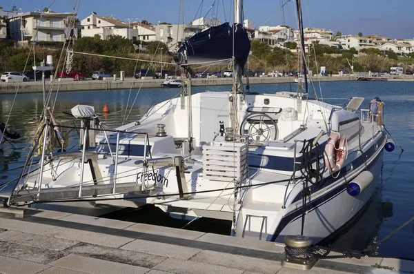 Italien Sicilien Medelhavet Marina Ragusa Februari 2019 Segelbåt Hamnen Ledare — Stockfoto