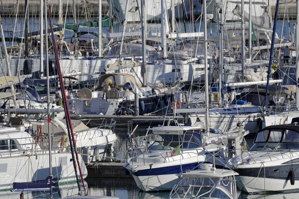 Włochy Sycylia Morze Śródziemne Marina Ragusa Lutego 2019 Luksusowe Jachty — Zdjęcie stockowe