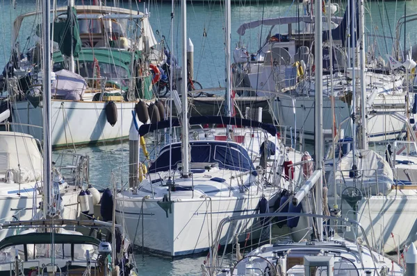 Италия Сицилия Средиземное Море Marina Ragusa Февраля 2019 Года Шлюпки — стоковое фото