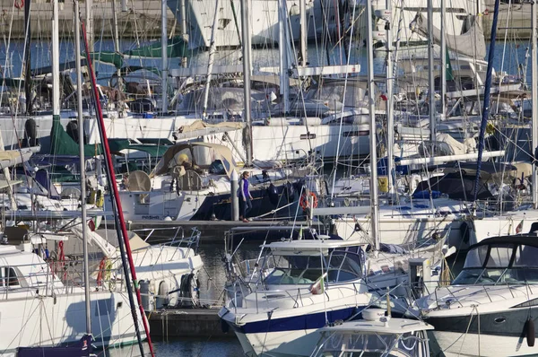 Italië Sicilië Middellandse Zee Marina Ragusa Februari 2019 Mensen Luxe — Stockfoto