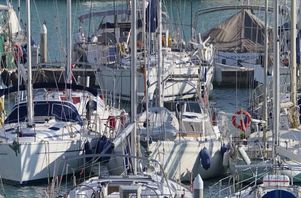 Italien Sicilien Medelhavet Marina Ragusa Februari 2019 Segelbåtar Hamnen Ledare — Stockfoto