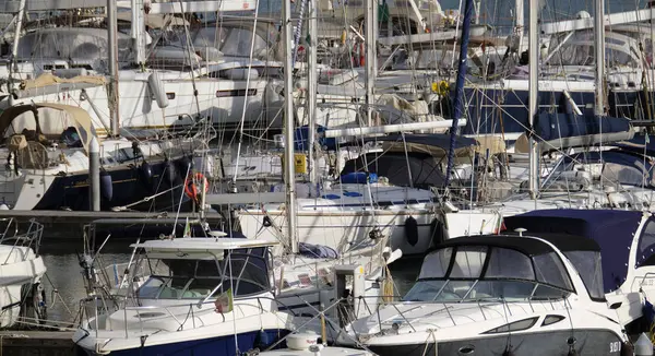 Italia Sicilia Mar Mediterráneo Marina Ragusa Febrero 2019 Yates Lujo —  Fotos de Stock