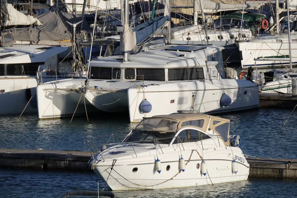 Itálie Sicílie Středozemní Moře Marina Ragusa Března 2019 Luxusní Jachty — Stock fotografie