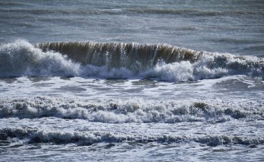 İtalya, Sicilya Kanalı, kışın sert Akdeniz