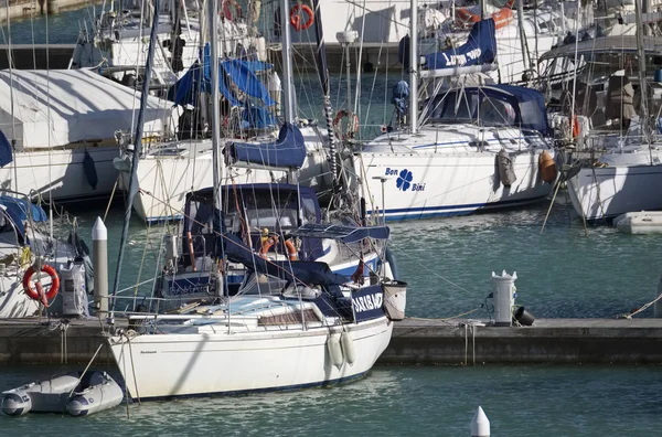 Italia Sicilia Mar Mediterráneo Marina Ragusa Marzo 2019 Veleros Puerto — Foto de Stock