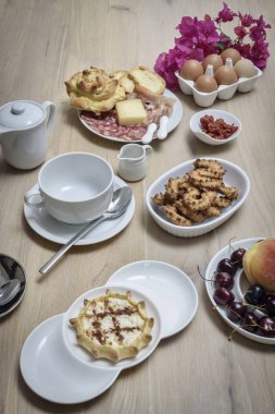 İtalya, Sicilya, gıda, Sicilya kahvaltı ahşap bir masa üzerinde