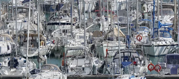 Itália Sicília Mar Mediterrâneo Marina Ragusa Março 2019 Veleiros Porto — Fotografia de Stock