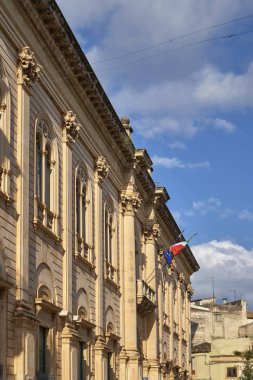 İtalya, Sicilya, Scicli (Ragusa eyaletinde), Barok townhall'ın bina cephe görüntülemek 