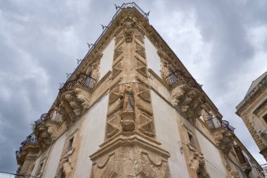 İtalya, Sicilya, Scicli (Ragusa ili), Barok Beneventano Sarayı (18. yüzyıl A.C..)
