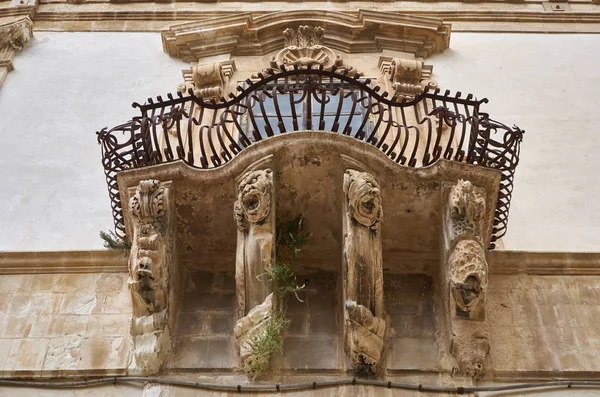 Ιταλία Σικελία Scicli Επαρχία Ragusa Πρόσοψη Baroque Beneventano Palace Διακοσμητικά — Φωτογραφία Αρχείου