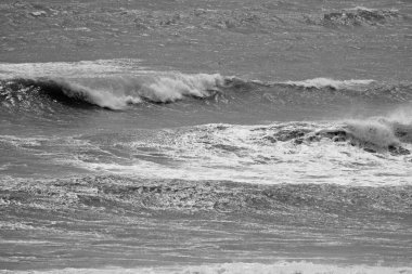 İtalya, Sicilya Kanalı, kışın sert Akdeniz