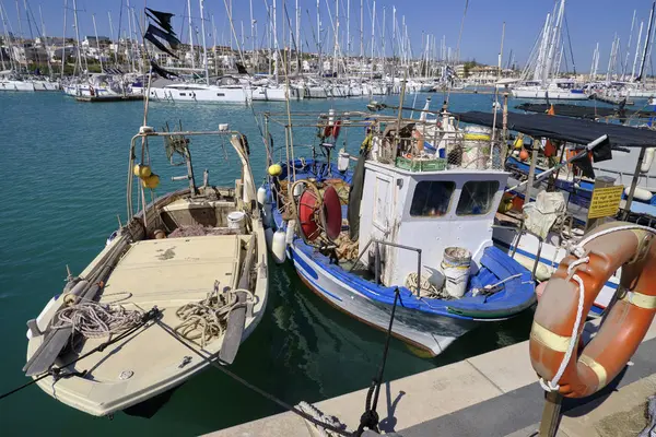 Italia Sicilia Mar Mediterráneo Marina Ragusa Abril 2019 Barcos Pesca — Foto de Stock