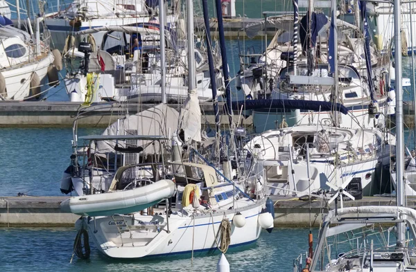 Italia Sicilia Middelhavet Marina Ragusa Mai 2019 Seilbåter Havnen Editorial – stockfoto