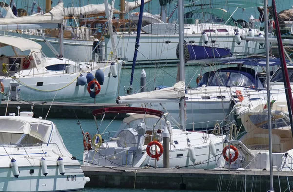 Itália Sicília Mar Mediterrâneo Marina Ragusa Maio 2019 Iates Luxo — Fotografia de Stock