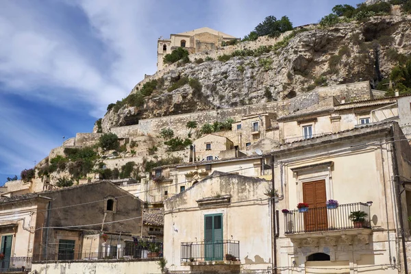 Италия Sicily Scicli Провинция Рагуза Вид Старинные Дома Города Монастырь — стоковое фото