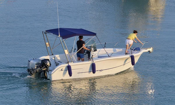 Italia Sicilia Mar Mediterráneo Marina Ragusa Provincia Ragusa Julio 2019 — Foto de Stock